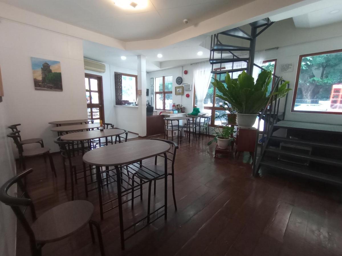 Citywalk Hotel Dumaguete City Esterno foto
